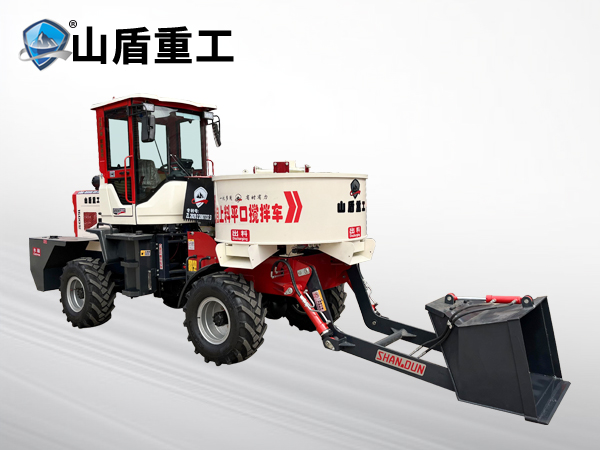 自上料搅拌车的设计特点和创新之处